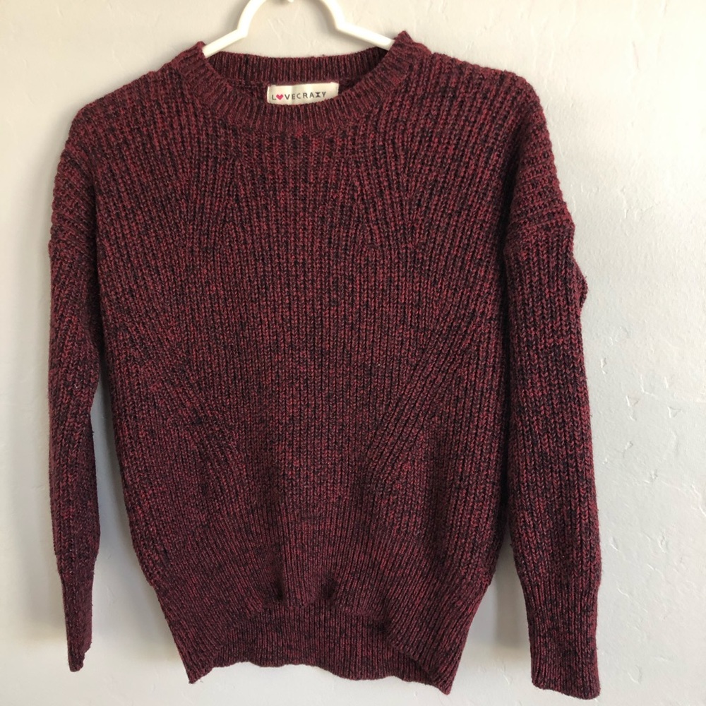 OFFER‼️Burgundy and black sweater!!😊